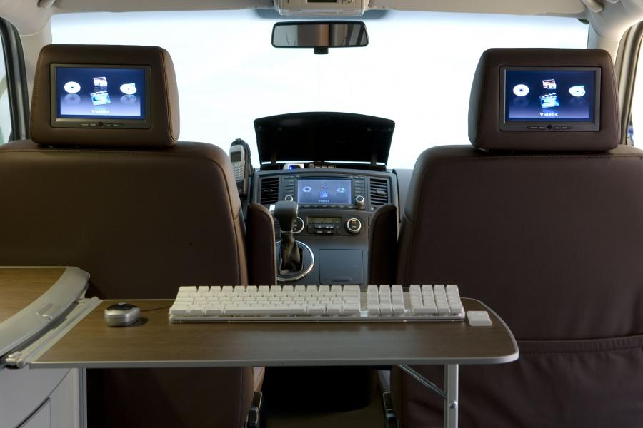 Интерьер Volkswagen California NoLimit Concept (T5) 2006 года  (фото 3 из 7)